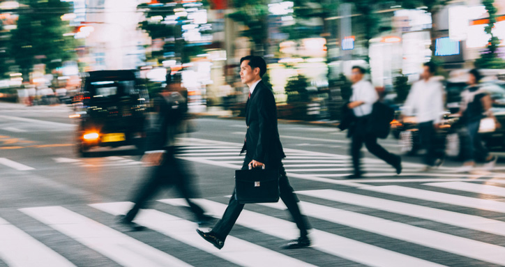 配送で商品が壊れることも!?データ復旧には持ち込みが確実な理由