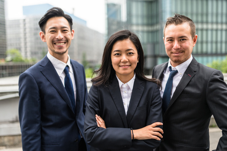 なぜ安心?法人のお客様がメーカーのデータ復旧サービスを選ぶその理由